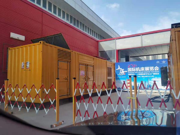 札达发电车出租-发电机无电压或电压太低怎么办？