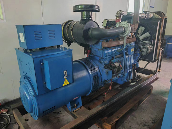 札达100kW柴油发电机组使用多级机油有哪些优缺点？
